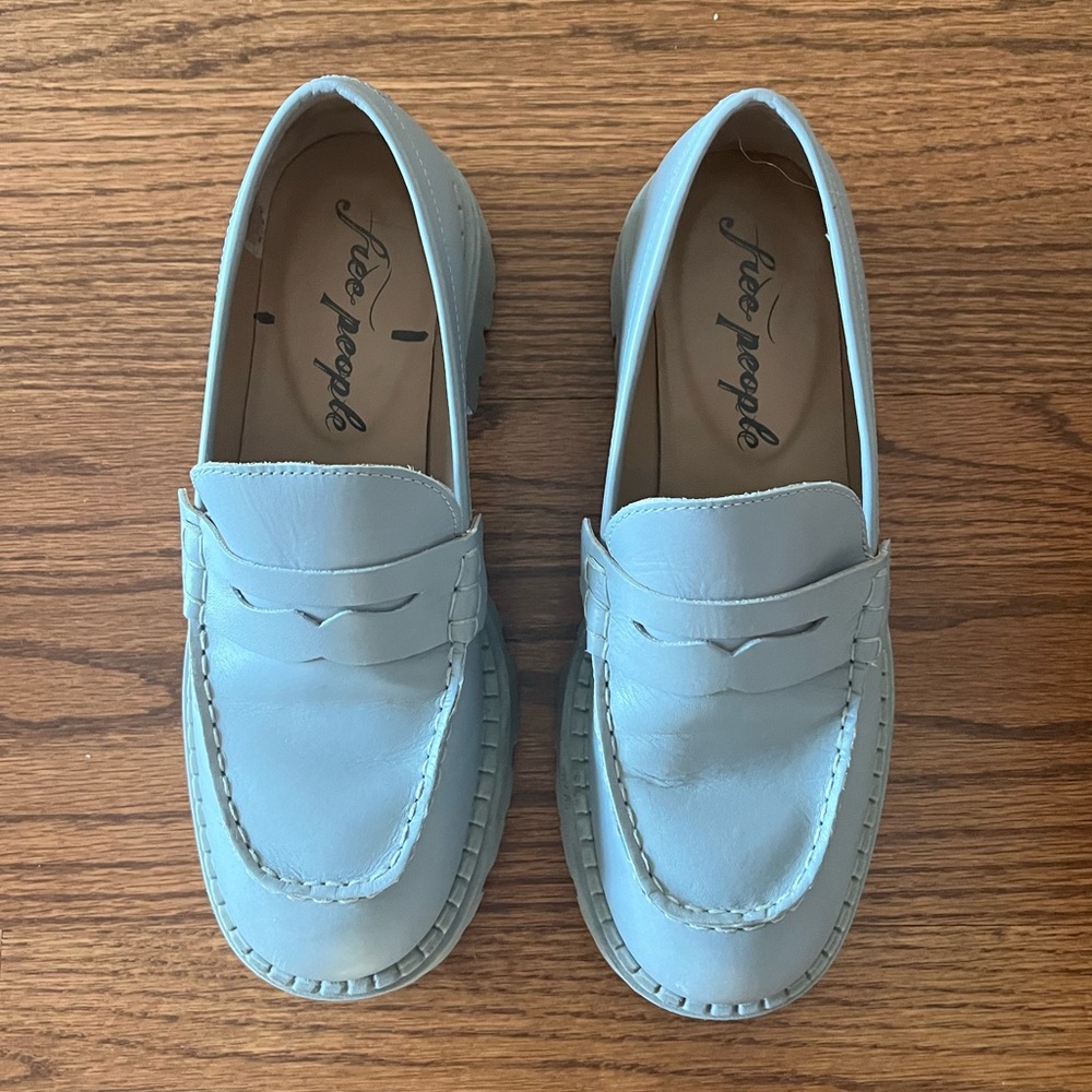 FREE PEOPLE Lyra Lug Sole Loafers Blue 6.5 - Picture 2 of 7